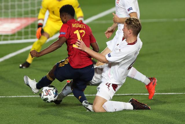 欧冠夺冠赔率：利物浦1赔5居首 3强并列紧追